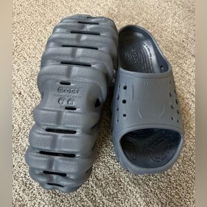 NWOT Crocs Unisex Slides W10